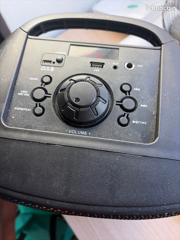 Enceinte Bluetooth portable (image 2)