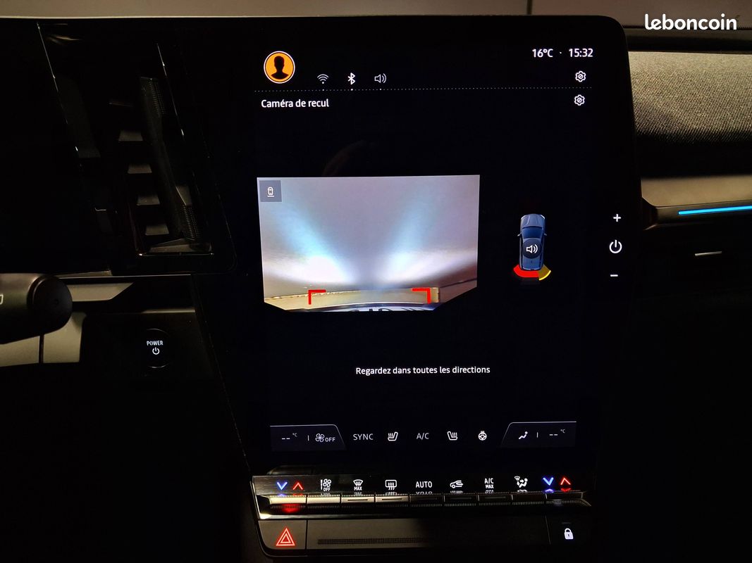 RENAULT Megane E-Tech EV60 220 ch super charge Techno (image 19)
