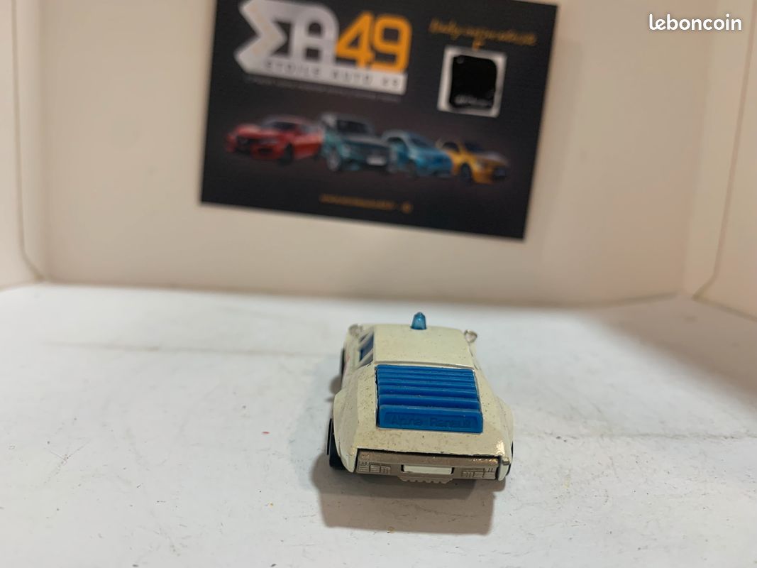 Majorette n°264, Alpine A310 Police, échelle 1/55e Made In France