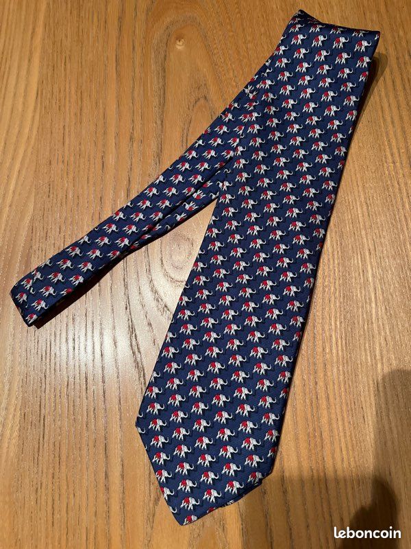 Vends cravate Tie Rack parfait état (image 1)