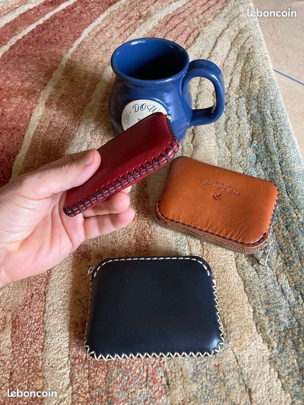 Porte-monnaie en cuir 100% fait et cousu main Accessoires