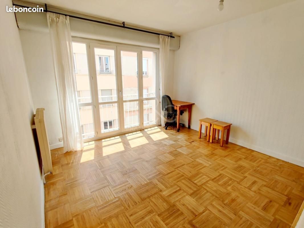 Appartement 1 pièce 28 m² · à Lyon · 28 m² · 575 €/mois