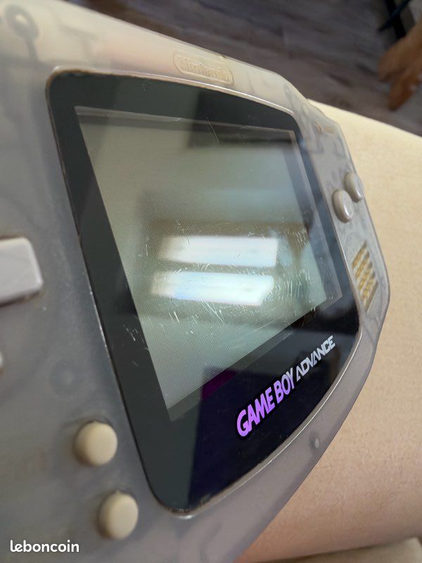 Game boy advance en boîte (image 13)
