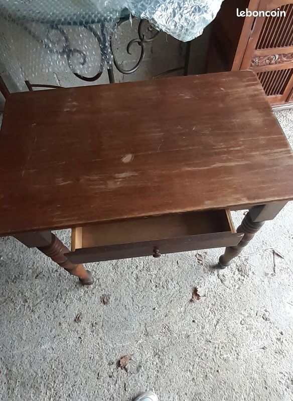 Petit bureau ancien (image 2)