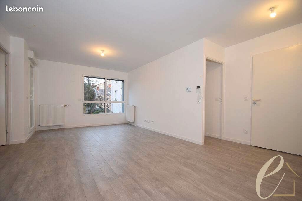 Appartement a louer oullins-pierre-benite - 3 pièce(s) - 55 m2 - Surfyn