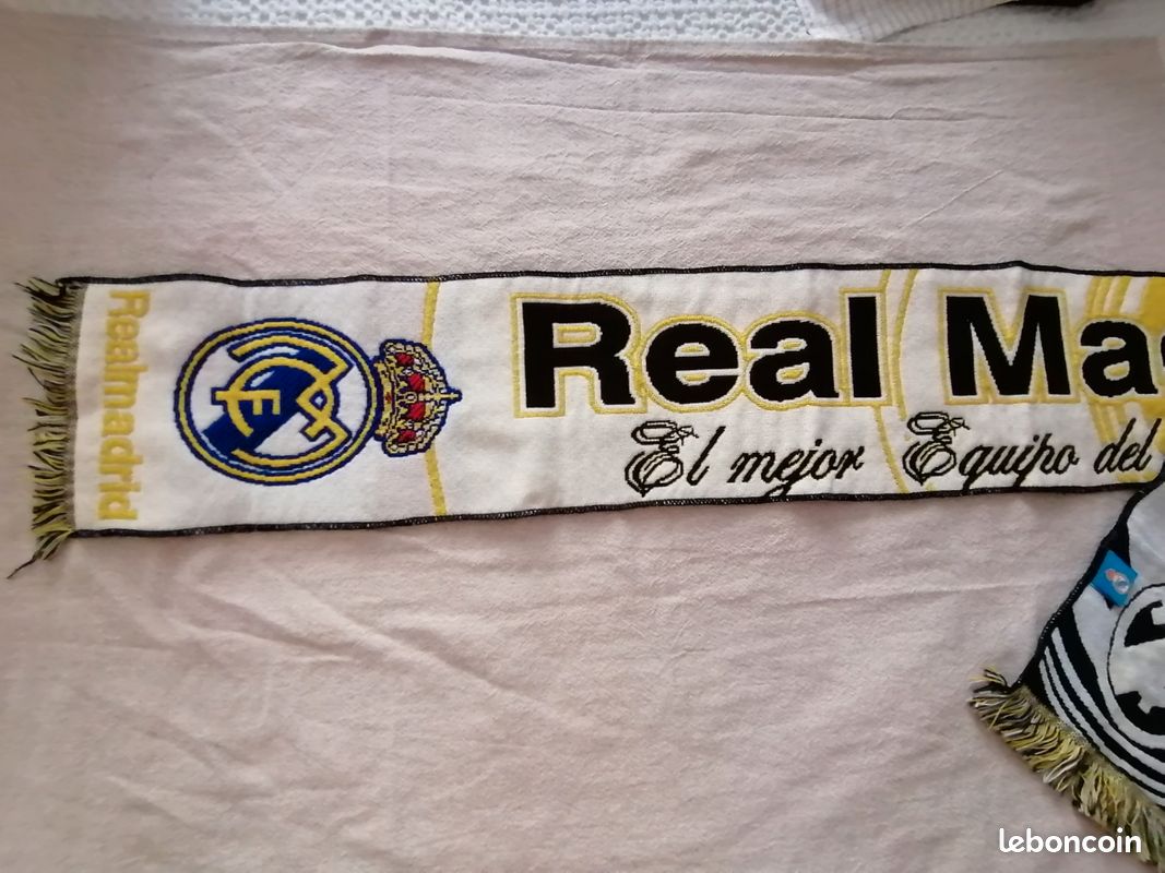 Echarpe foot rétro Real Madrid - Marseille 2009-2010