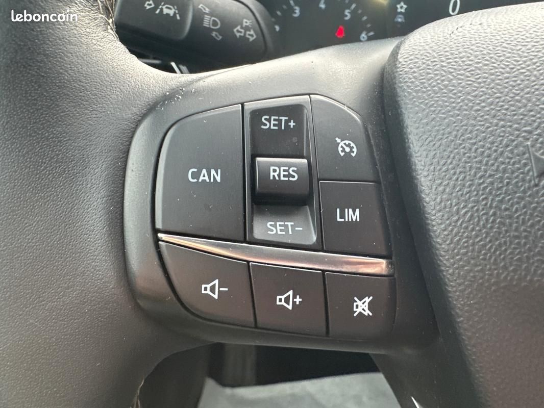 Ford Fiesta 1.0 ECOBOOST - 125 BV DCT S&S TITANIUM (image 23)