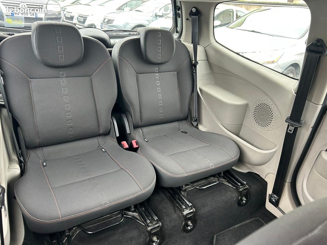 RENAULT TWINGO II 1.5 dCi 65 Dynamique (image 8)