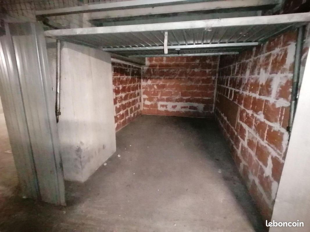 Garage Rennes · 100 €/mois