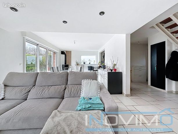 Pavillon 8 pièces 190 m²