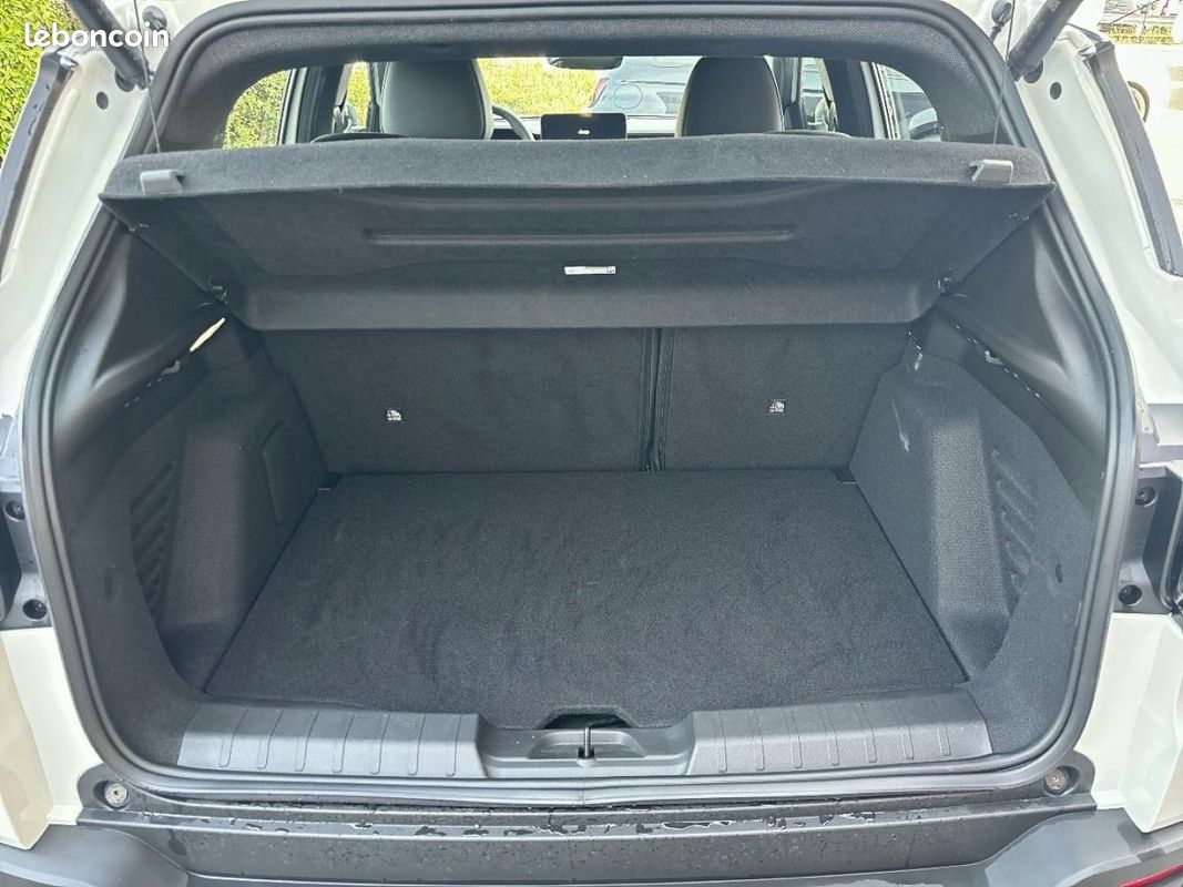 Jeep Avenger 1.2 Turbo T3 145ch MHEV Upland BVR6 4xe (image 6)