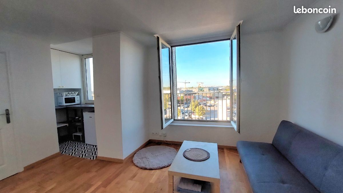 Appartement 1 pièce 20 m² · à Villeneuve-le-Roi · 20 m² · 575 €/mois