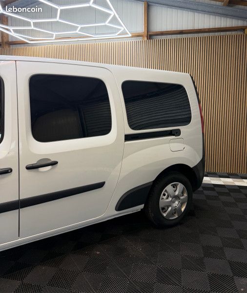 Renault KANGOO II EXPRESS MAXI 1.5 BLUE DCI 95CH GRAND VOLUME CONFORT (image 11)