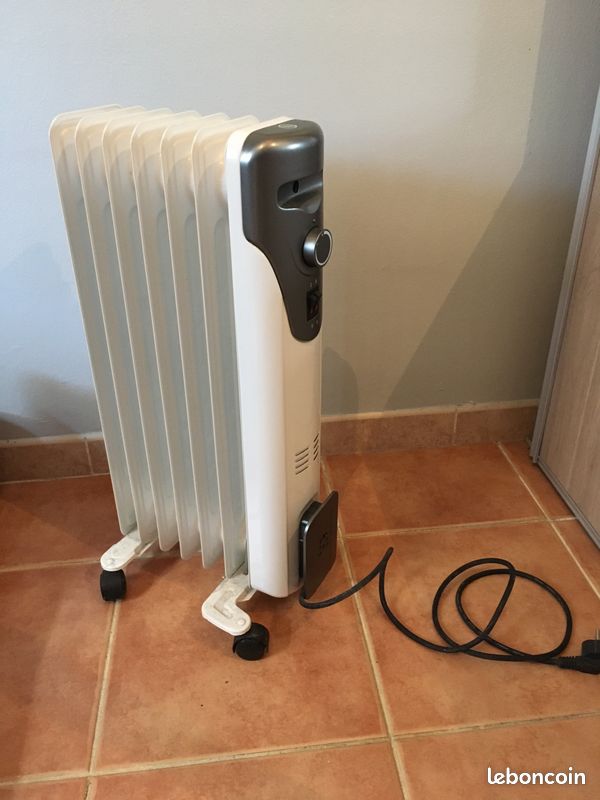 radiateur électrique 1500 watts sur roulettes