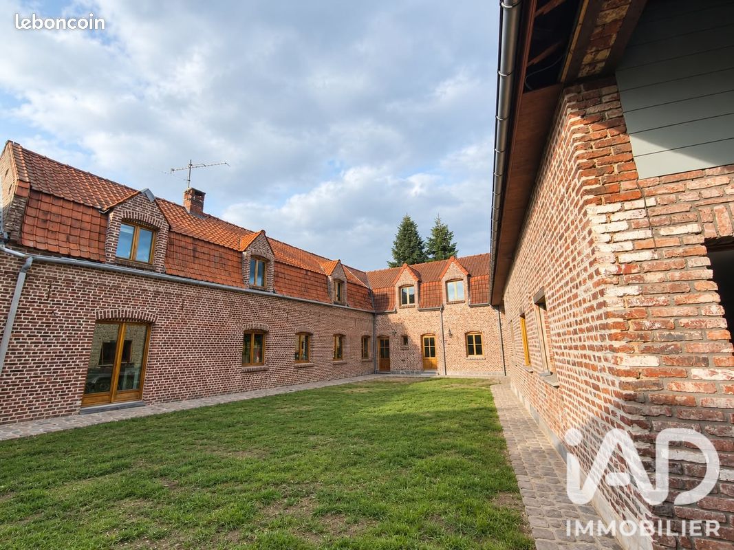 Maison 6 pièces 260 m² · à Billy-Berclau · 260 m² · 426 000 €
