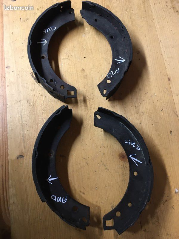 Segment freins AR Ford Cortina (image 1)