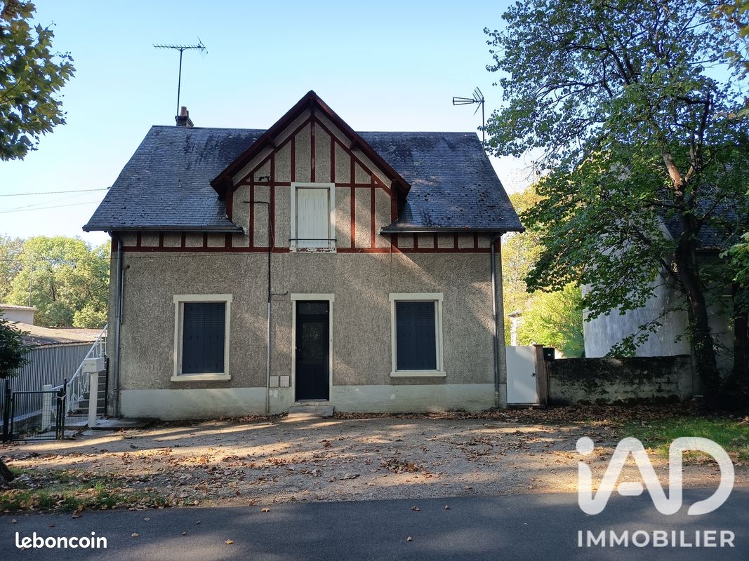 Maison 7 pièces 136 m² · à Chinon · 136 m² · 188 000 €