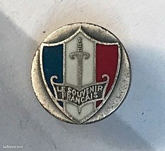 Pin's Armée Le Souvenir Français – Tricolore épée, Signé J. Balme Saumur