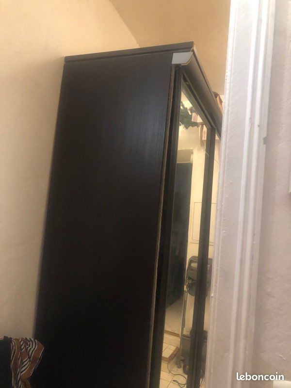 Armoire bois marron bon état très solide (image 7)