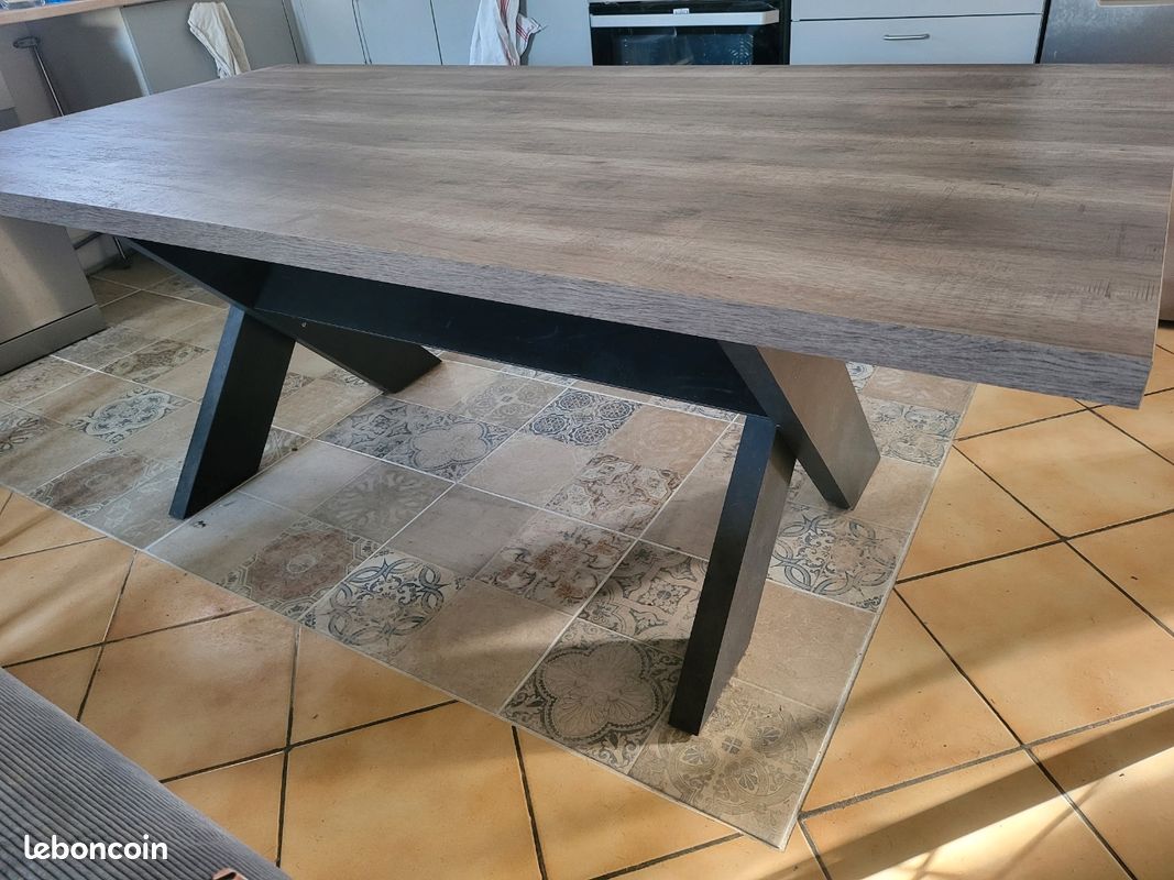 Grande table 🌸 tbe (image 2)