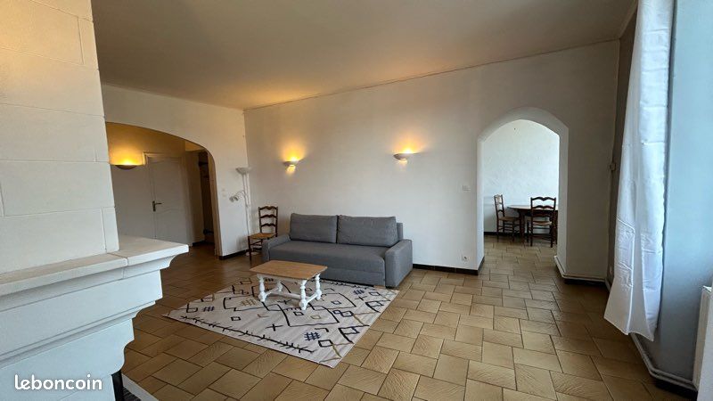 Appartement 2 pièces 80 m² · à Grenoble · 80 m² · 1 200 €