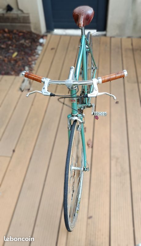 Selle De Vélo De Course Vintage Motobécane - Cuir - Pour Vélo Français Ancien