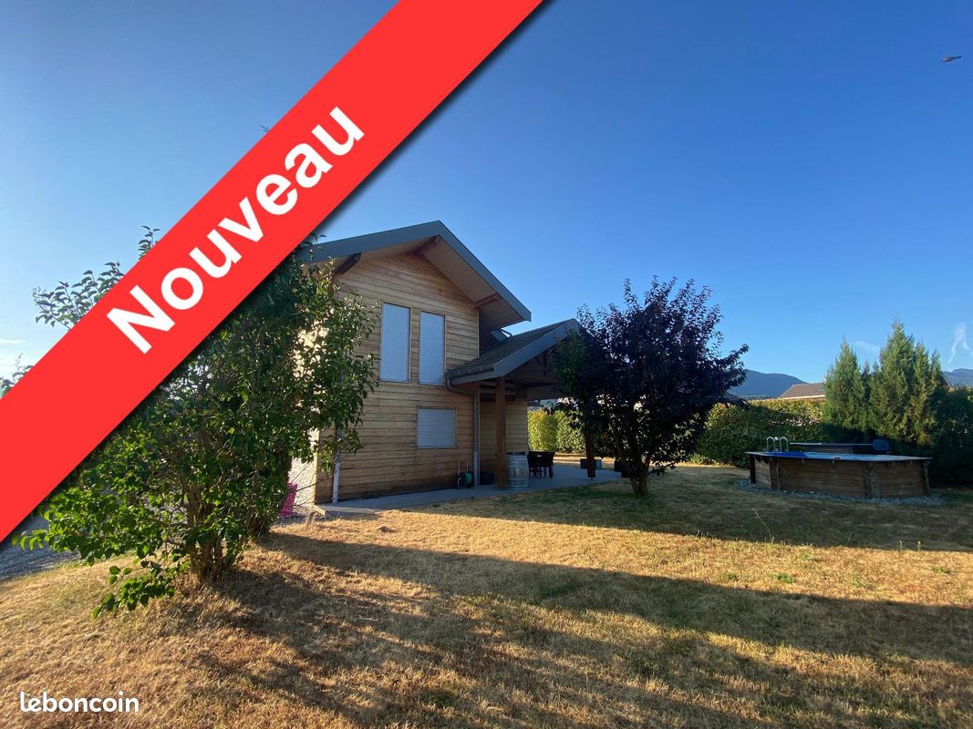 Maison 4 pièces 158 m² · à Armoy · 158 m² · 2 460 €/mois