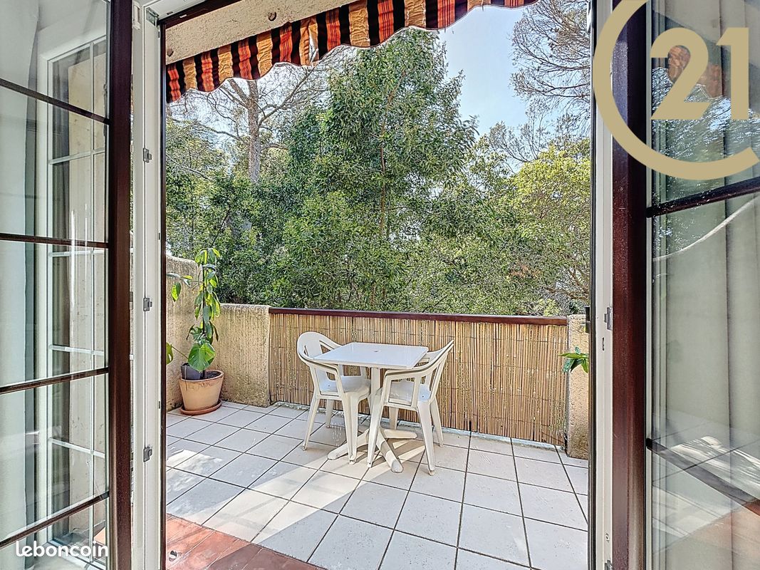 Appartement 2 pièces 54 m² · à Saint-Raphaël · 54 m² · 230 000 €