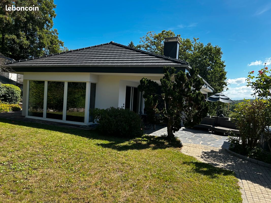 Maison 7 pièces 212 m² · à Mulhouse · 212 m² · 820 000 €