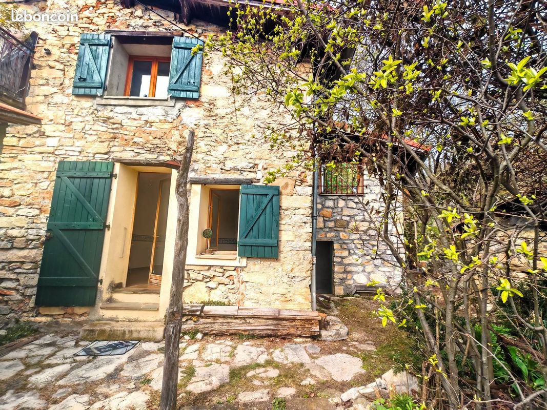 Maison 3 pièces 67 m² · à Lantosque · 67 m² · 149 000 €