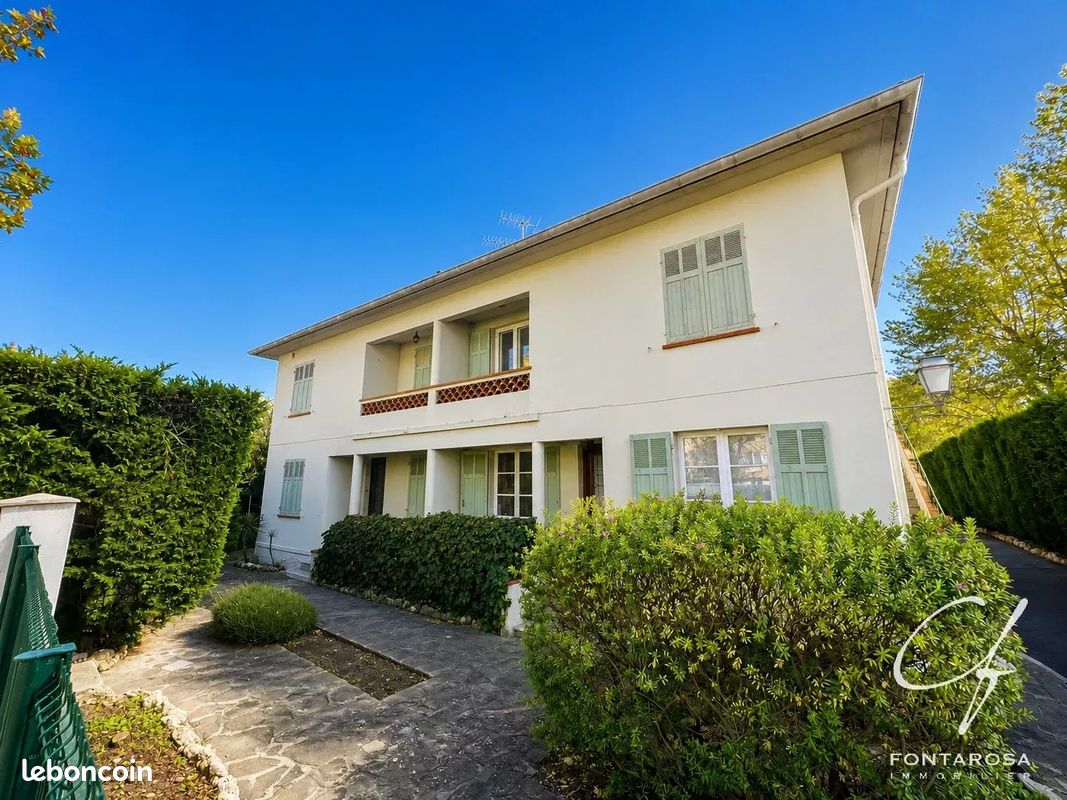 Appartement 3 pièces 52 m² · à Fréjus · 52 m² · 196 800 €