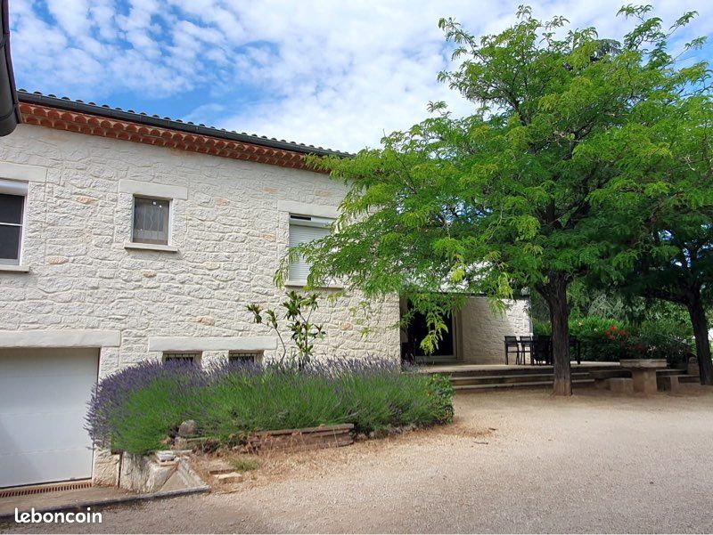Maison 7 pièces 170 m² · à Villeneuve-lès-Avignon · 170 m² · 665 000 €