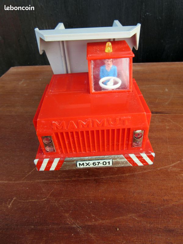 Ancien Camion Benne à Friction Vintage - Jouet En Tôle Et Plastique - Fabriqué En France