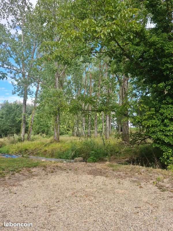 Terrain 60a · à Golfech · 30 000 €