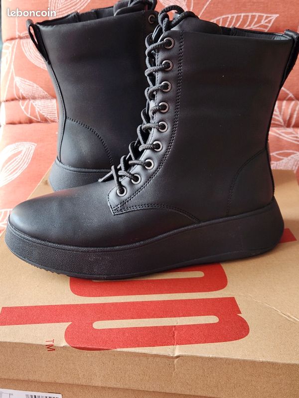 Superbes bottines Fitflop valeur 199 cuir véritable T38 neuves avec étiquette (image 4)