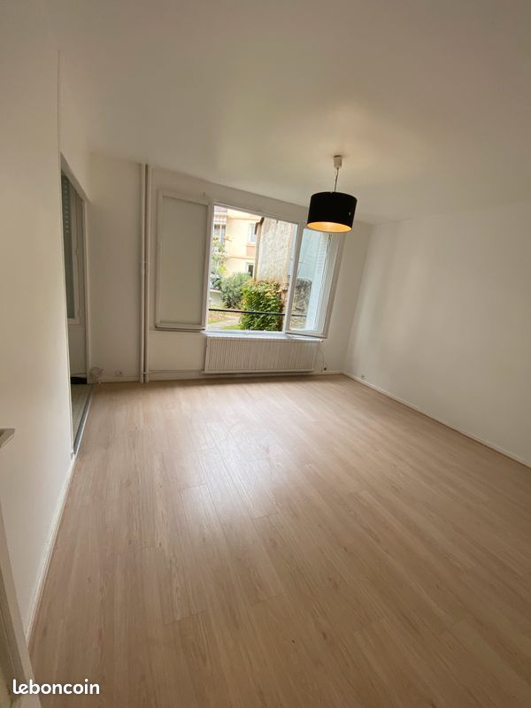 Appartement 1 pièce 35 m² · à Saint-Maur-des-Fossés · 35 m² · 920 €/mois