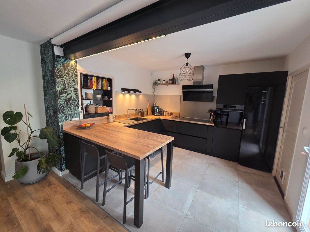Maison 7 pièces 135 m² · à Bruguières · 135 m² · 349 000 €