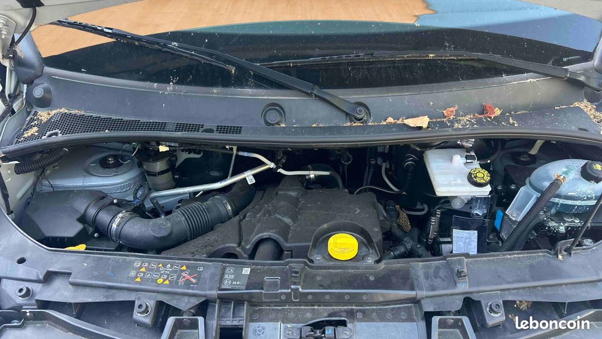 Nissan interstar fourgon l2h2 3t3 2.3 dci 150 s/s n-connecta (image 10)