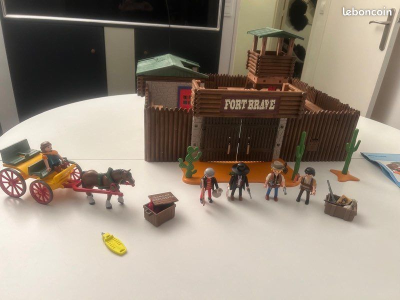 Playmobil 6427 Fort Brave Western Jeux Jouets