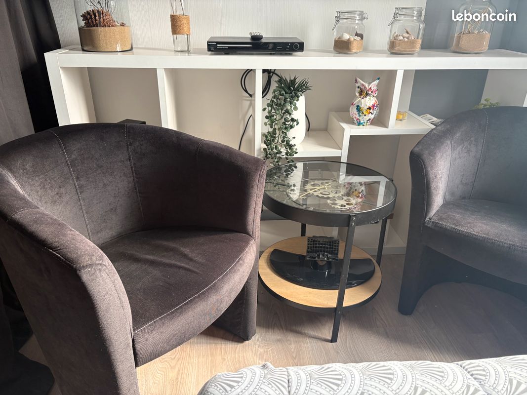 Ensemble de 2 fauteuils en chêne et jonc du milieu du siècle 1950 En vente sur