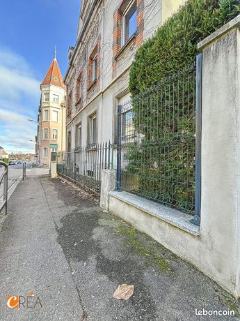 https://img.leboncoin.fr/api/v1/lbcpb1/images/7c/5c/61/7c5c61af012dee4e5f1b703cef061dd4e317aaa3.jpg?rule=ad-image