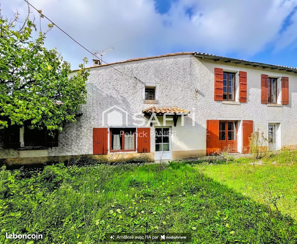 Maison 5 pièces 128 m² · à Dampierre-sur-Boutonne · 128 m² · 88 500 €
