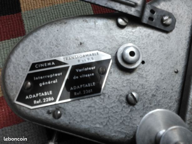 Projecteur De Cinéma Lapierre L70 – 9.5 Mm, Secteur, Fabrication Française Vintage