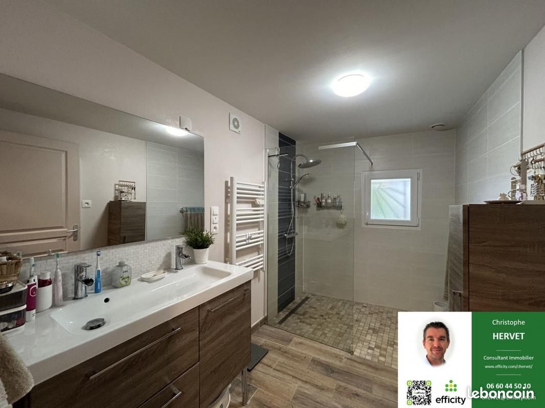 Maison 5 pièces 142 m² - Champniers 16430 (image principale 4)