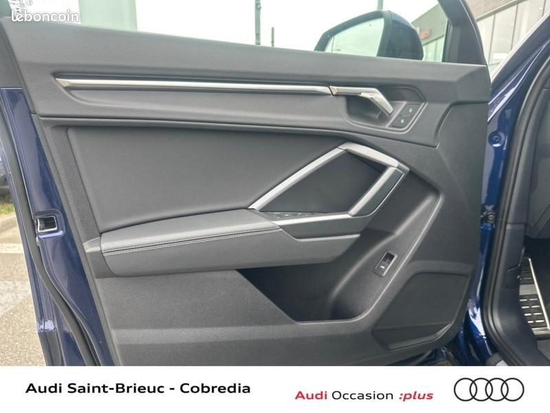 Audi Q3 Sportback 35 TFSI 150ch S line S tronic 7 (image 11)