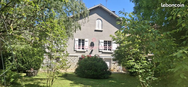 Maison 6 pièces 144 m²