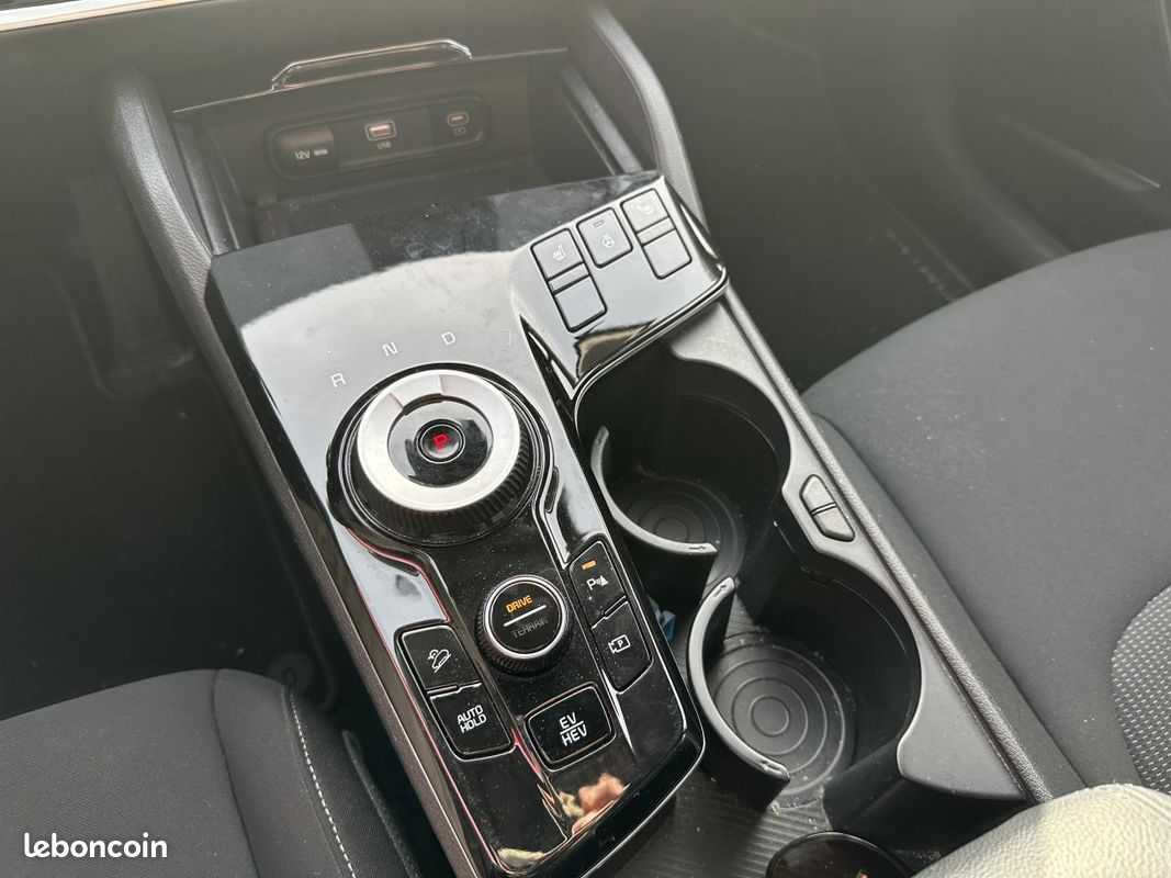 KIA SPORTAGE 4x4 Hybride rechargeable PHEV 1.6 T-GDI - 265ch Active (image 33)