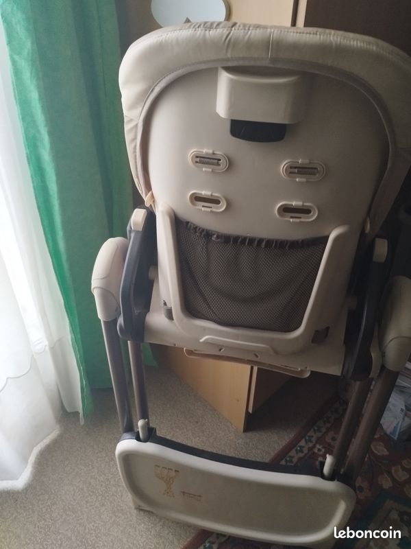 Chaise haute (image 8)