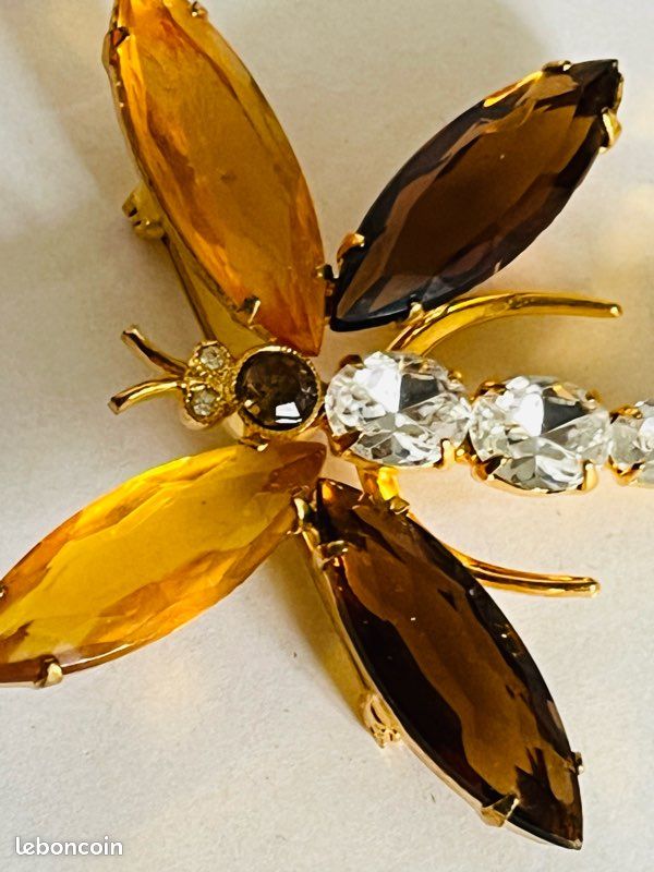 Broche BALA BOOSTE à Perles - Dorée - Métal - Occasion