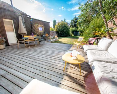 Maison semi-individuelle sur 570m2 avec garage 2 voitures - secteur Musée